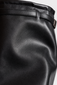 Bottes Montantes Plissées en Similicuir Noir à Boucle