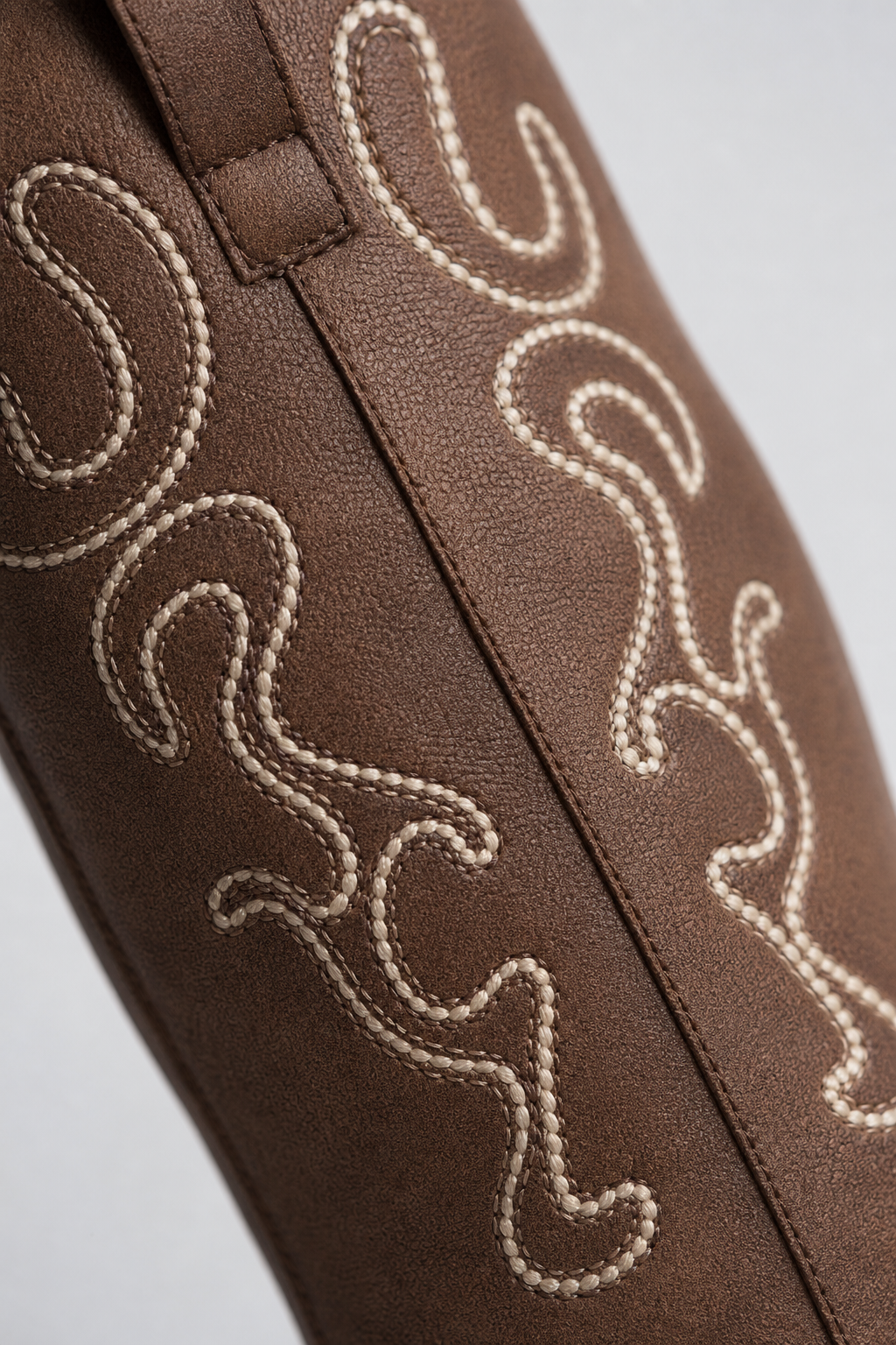 Bottes Santiags Marron à Broderies Blanches Mi-Mollet