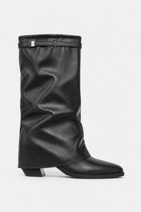 Bottes Plissées en Similicuir Noir à Bout Pointu