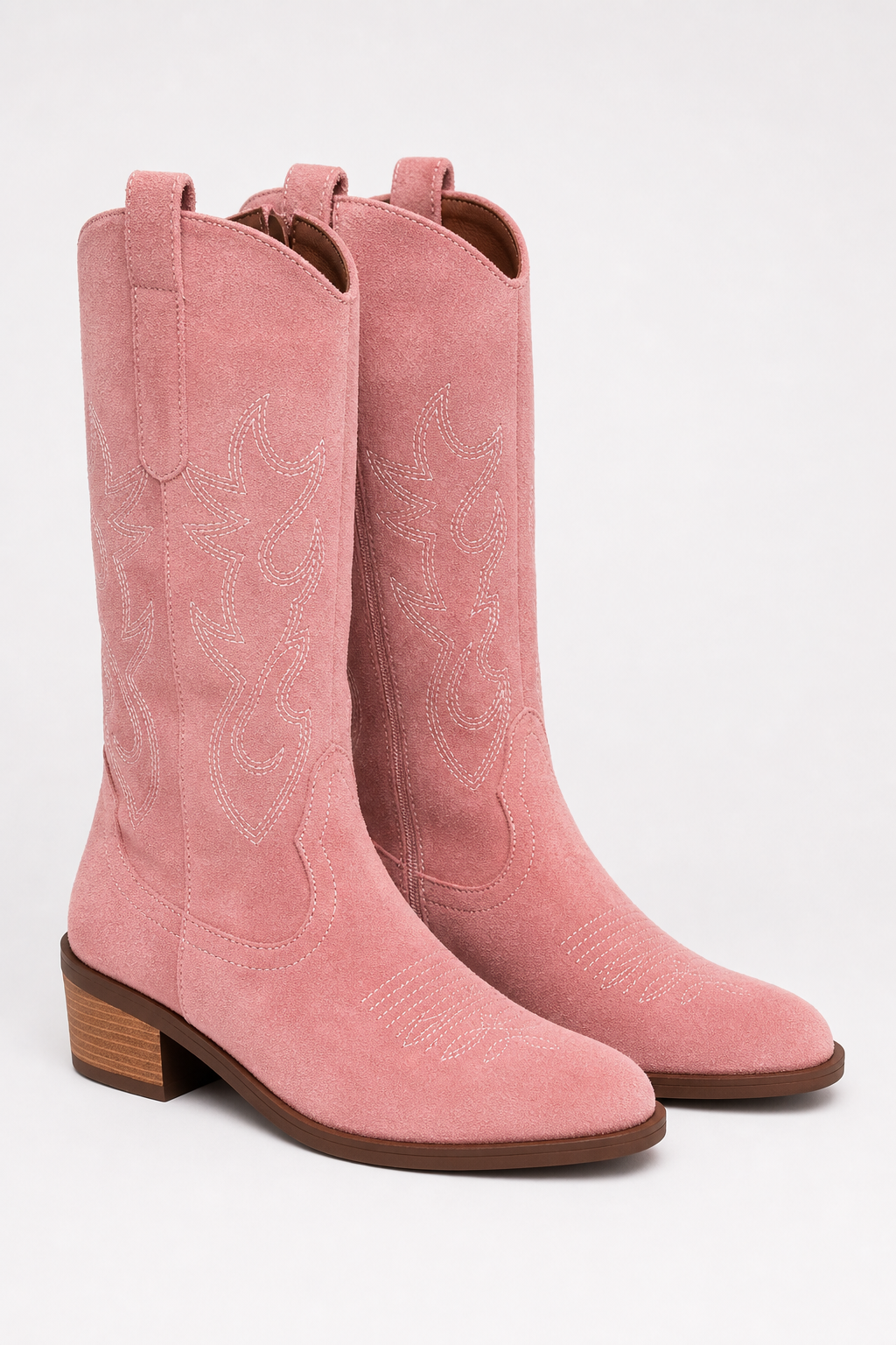 Bottes Santiags Rose Poudré en Daim à Broderies Western