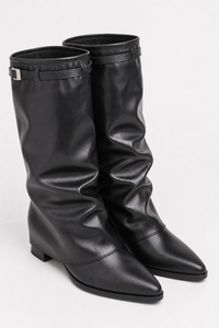 Bottes Plissées en Similicuir Noir à Bout Pointu