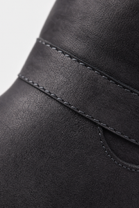 Bottes Plates en Daim Gris Anthracite Fronsées à Boucles