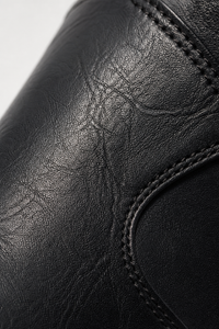 Bottes en Similicuir Noir Froncées à Talon Carré