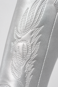 Bottes Mi-Mollet Argentées à Broderies Western