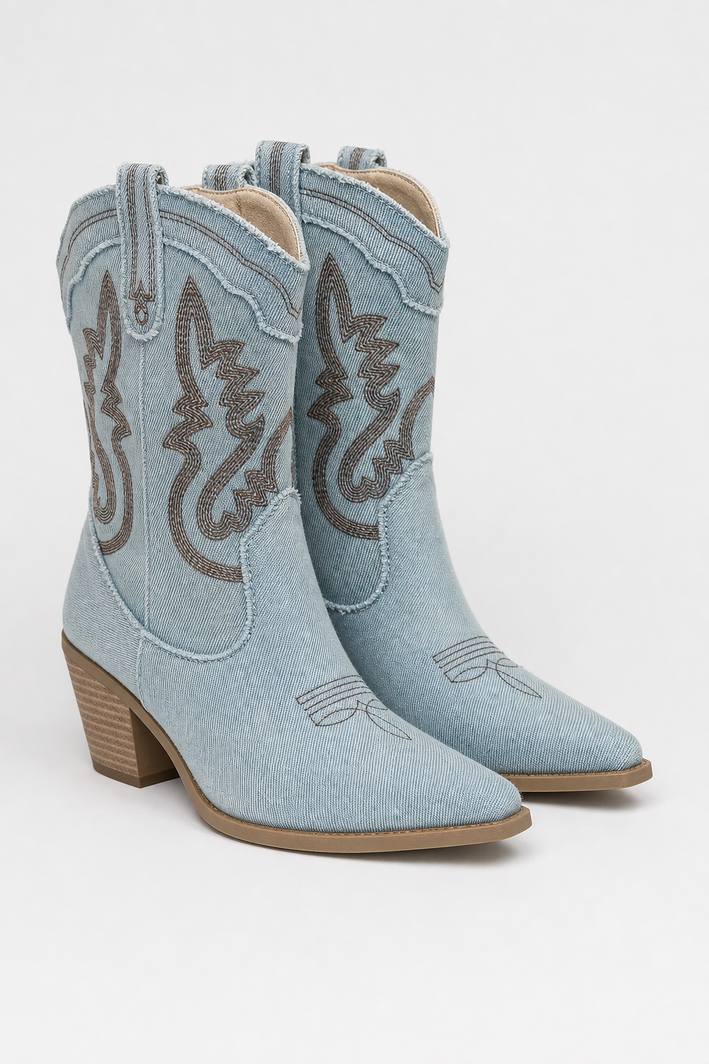 Santiags en Jean Bleu Clair à Broderies Western