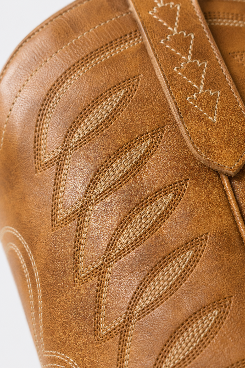 Bottes Santiags en Similicuir Camel à Motifs Brodés