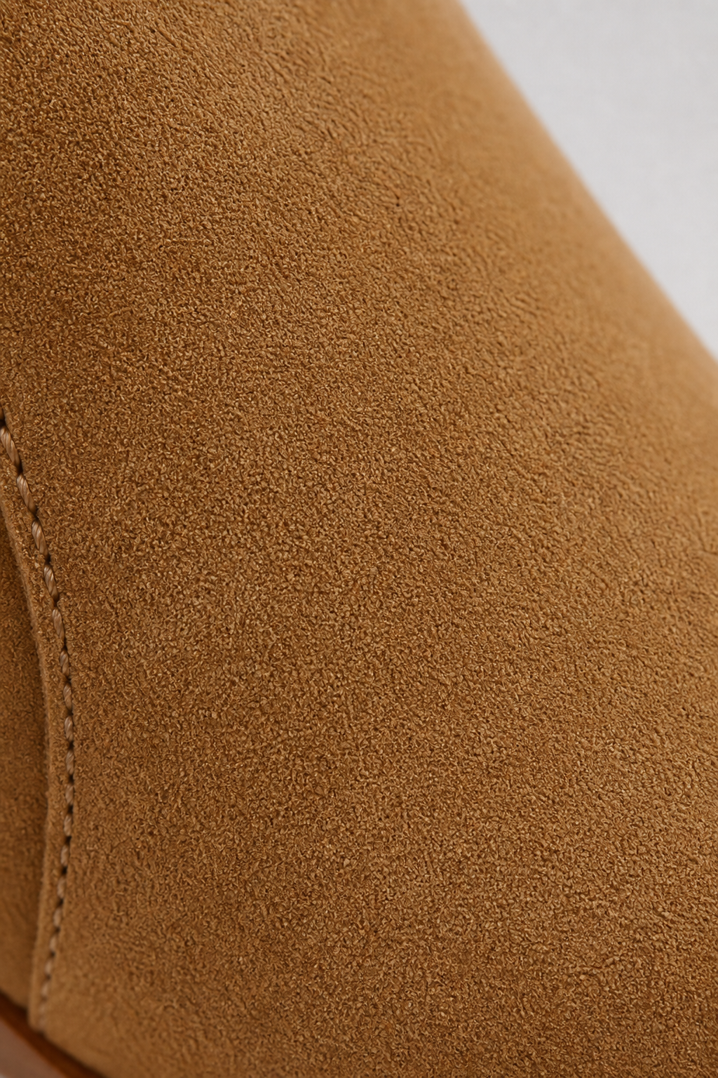 Bottine Homme en Daim Camel à Bride Boucle