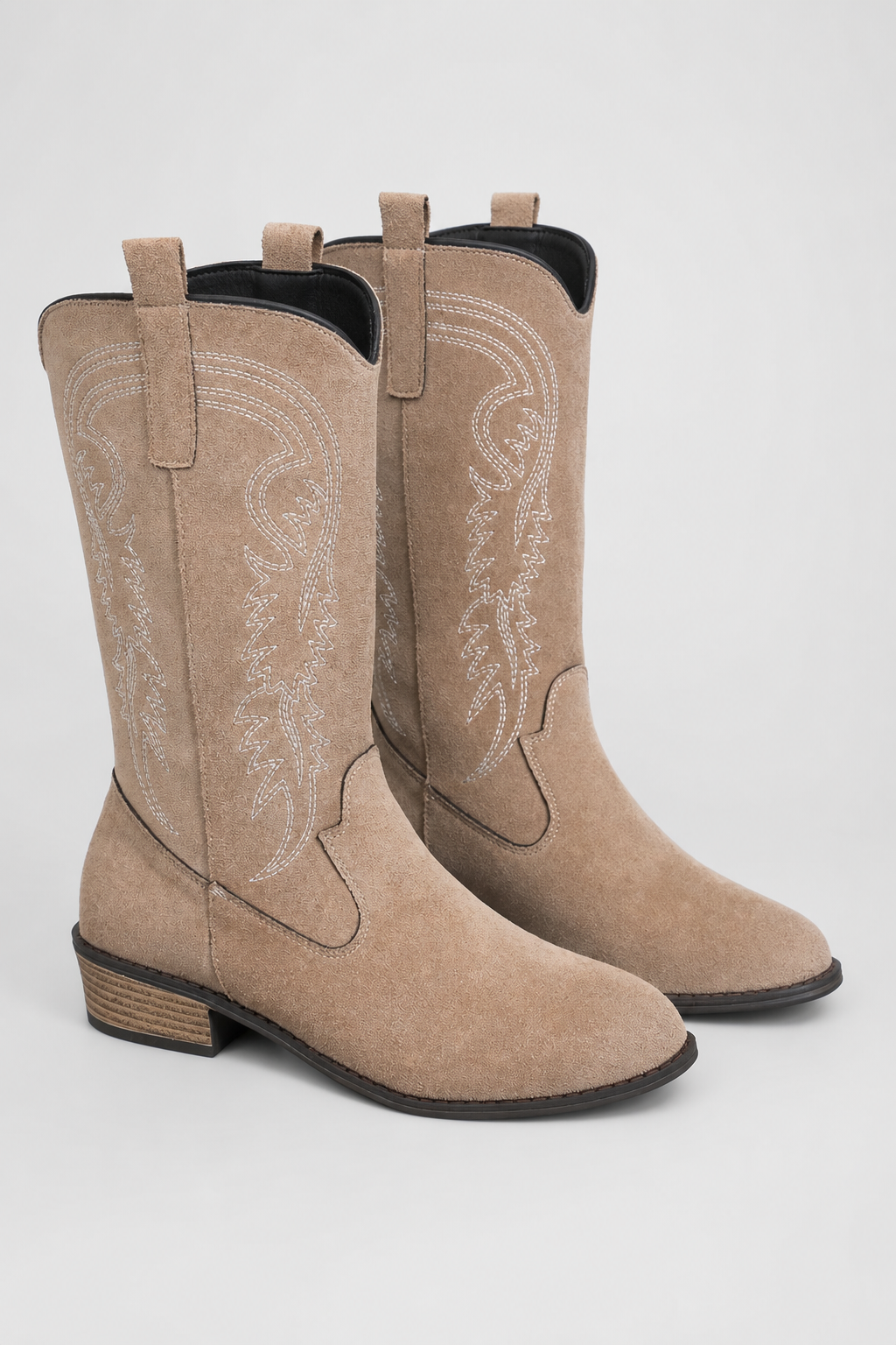 Bottes Mi-Mollet en Daim Beige à Broderies Western