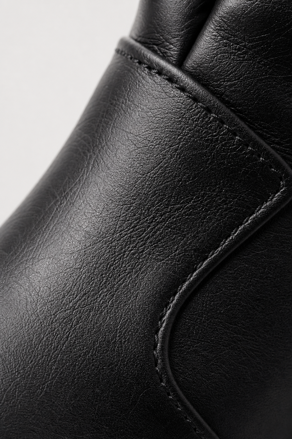 Bottines Cowgirl Noires en Similicuir Froncées