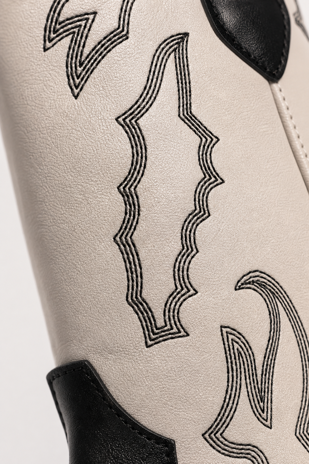 Bottes Santiags Bicolores Écru et Noir à Motifs Brodés