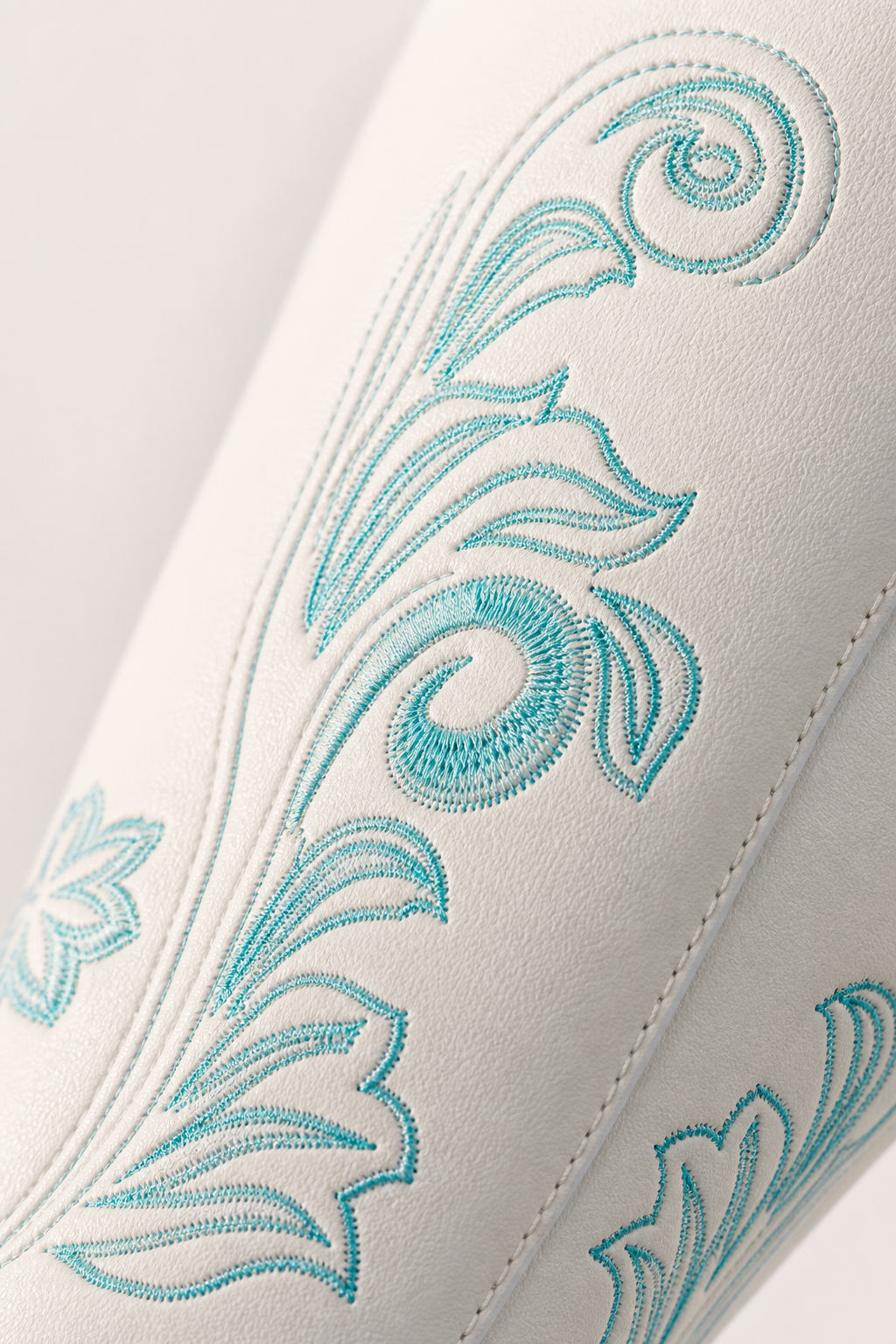Bottes Santiags Blanches à Broderie Florale Bleu Ciel