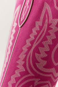 Bottes Santiags en Daim Fuchsia avec Broderies