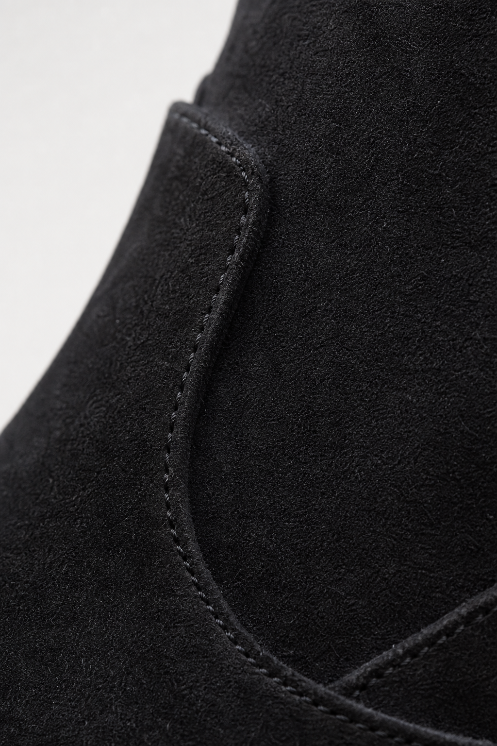 Bottes Cuissardes Noires en Daim Plissées à Talon Bloc