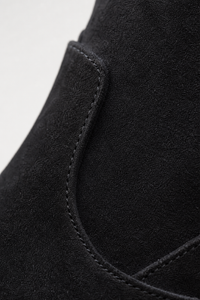 Bottes Cuissardes Noires en Daim Plissées à Talon Bloc