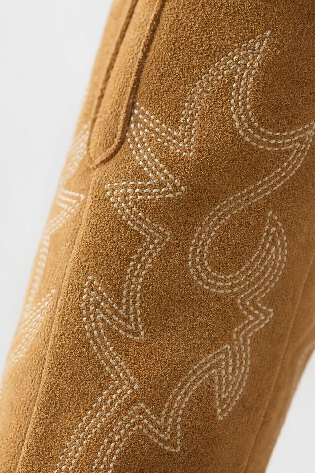 Bottes Santiags en Daim Camel à Broderies Western